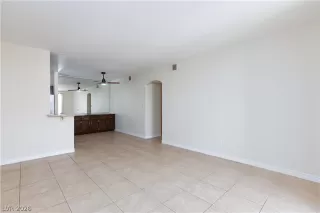 Photo #4: 2755737 Listing 