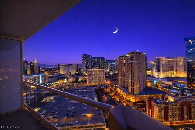 MLS: 2755812 Condo For Sale