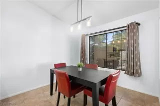 Photo #6: 2755822 Listing 