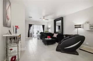 Photo #2: 2755853 Listing 