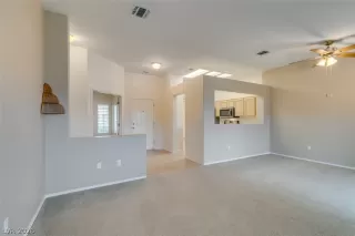 Photo #6: 2755861 Listing 