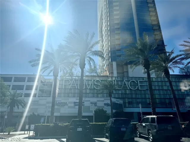 MLS: 2755877 Condo For Sale