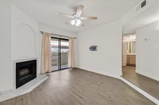 Photo #1: 2755879 Listing 