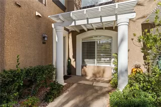 Photo #2: 2755881 Listing 