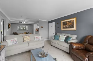 Photo #5: 2755889 Listing 