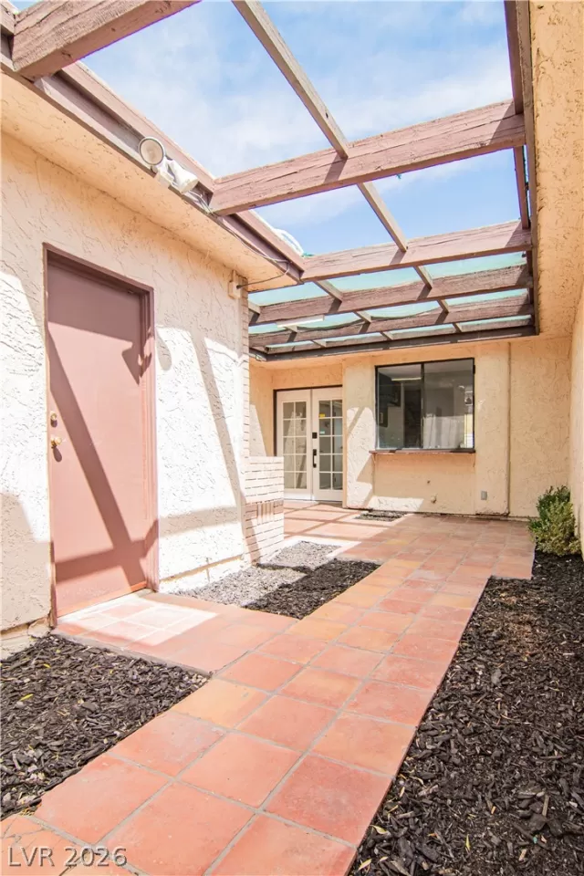 MLS: 2755908 Condo For Sale