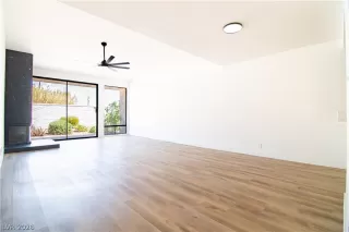 Photo #6: 2755908 Listing 