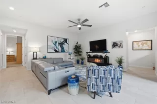 Photo #6: 2755949 Listing 