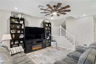 Photo #1: 2755950 Listing