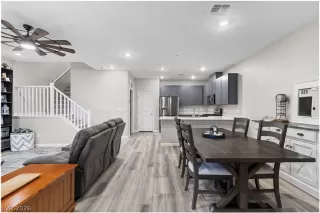 Photo #2: 2755950 Listing