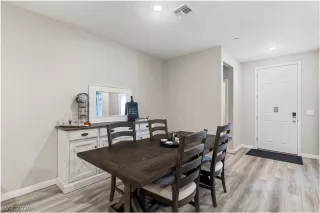 Photo #4: 2755950 Listing