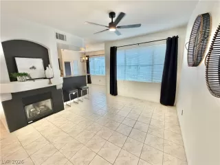 Photo #2: 2755976 Listing