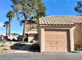 More Details about MLS # 2755984 : 1632 NORTH TORREY PINES DRIVE 101