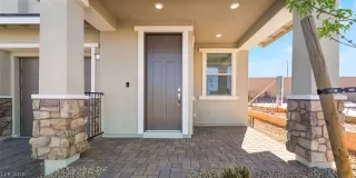 Photo #2: 2755997 Listing