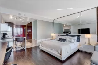 Photo #2: 2756005 Listing 