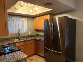 Photo #3: 2756060 Listing 