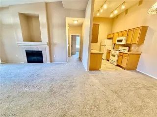 Photo #2: 2756062 Listing 