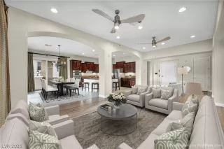 Photo #6: 2756075 Listing 