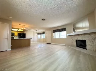 Photo #1: 2756085 Listing 