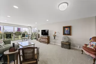 Photo #4: 2756089 Listing 