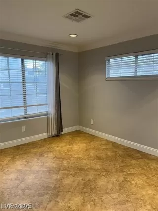 Photo #3: 2756093 Listing