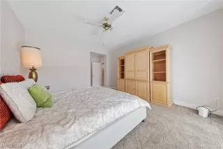 Photo #5: 2756185 Listing