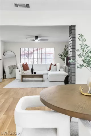 Photo #1: 2756200 Listing 