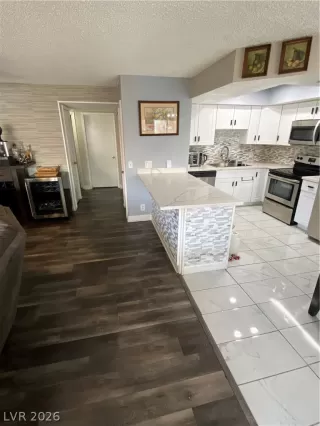 Photo #4: 2756222 Listing 