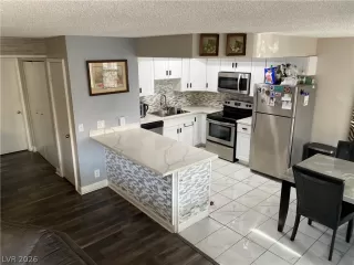 Photo #5: 2756222 Listing 