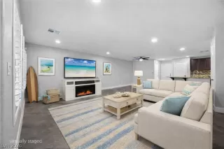 Photo #1: 2756274 Listing 