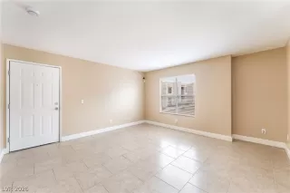 Photo #2: 2756288 Listing