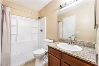 Photo #4: 2756288 Listing