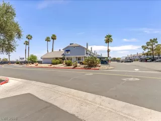 Photo #3: 2756335 Listing 