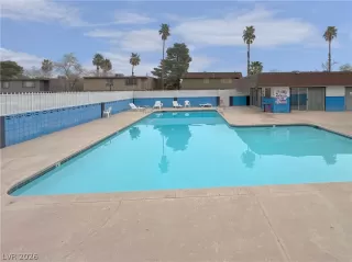 Photo #1: 2756352 Listing 