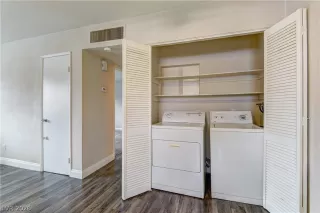 Photo #5: 2756352 Listing 