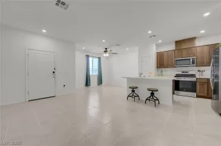 Photo #6: 2756355 Listing 