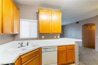 Photo #5: 2756384 Listing 