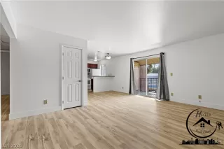 Photo #3: 2756429 Listing 