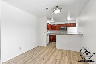 Photo #5: 2756429 Listing 