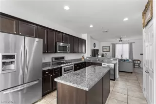 Photo #3: 2756439 Listing 