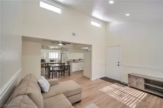 Photo #3: 2756471 Listing