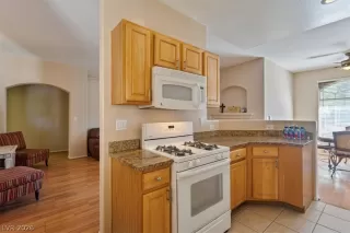 Photo #5: 2756488 Listing 