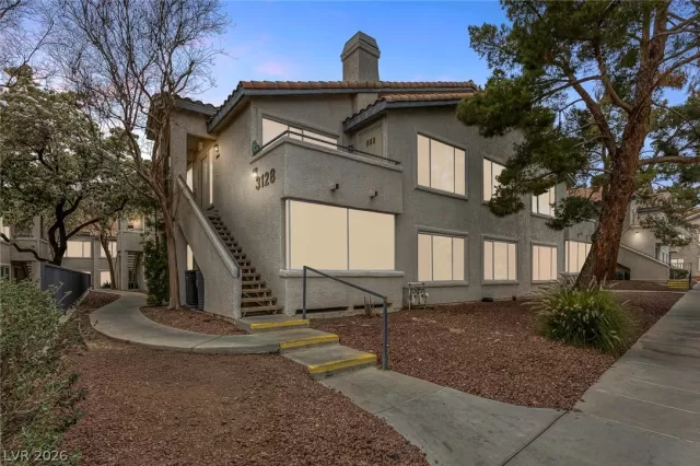 MLS: 2756497 Condo For Sale