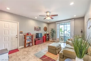 Photo #6: 2756550 Listing 