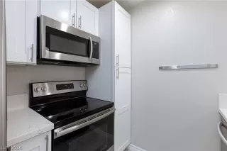 Photo #5: 2756616 Listing 