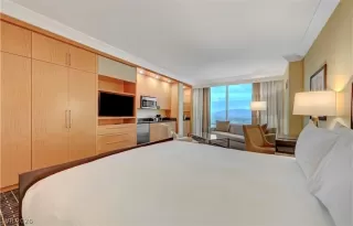 Photo #4: 2756630 Listing