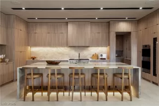 Photo #2: 2756678 Listing 