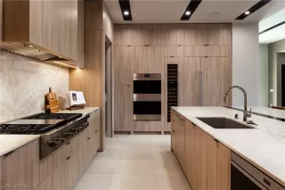 Photo #3: 2756678 Listing 