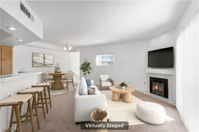 MLS: 2756686 Condo For Sale