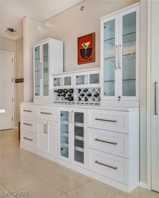 Photo #4: 2756693 Listing